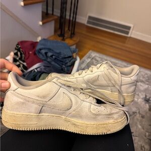 Nike Kids Shoes in White and Cream